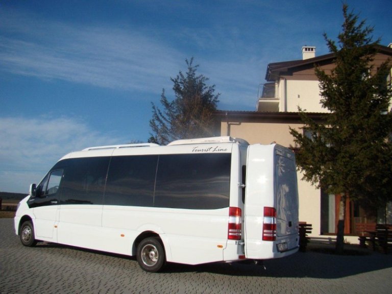 mercedes-benz-cuby-sprinter-519-cdi-01