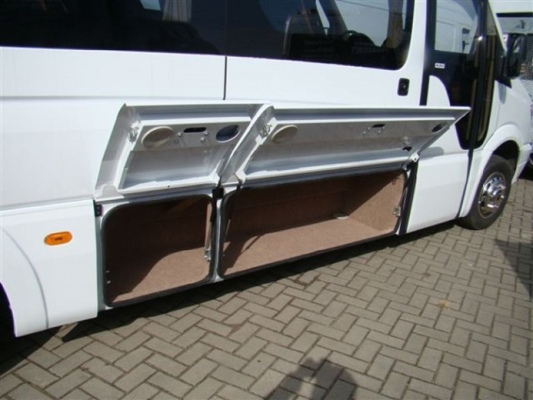 mercedes-benz-sprinter-2013-3