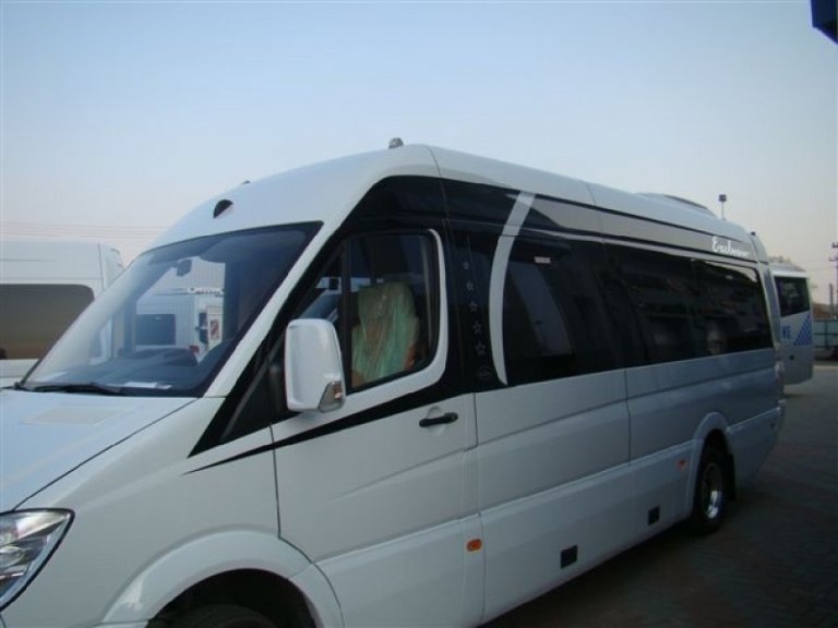 mercedes-benz-sprinter-519-cdi-1
