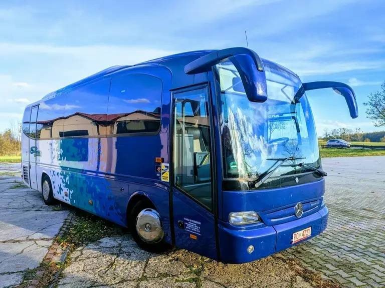 mercedes-benz-tourino