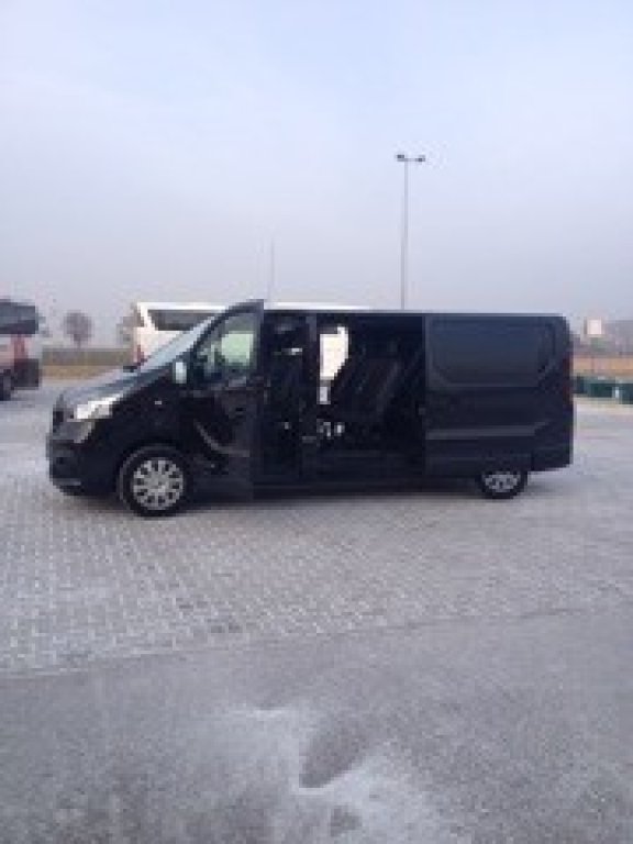 renault-trafic-06