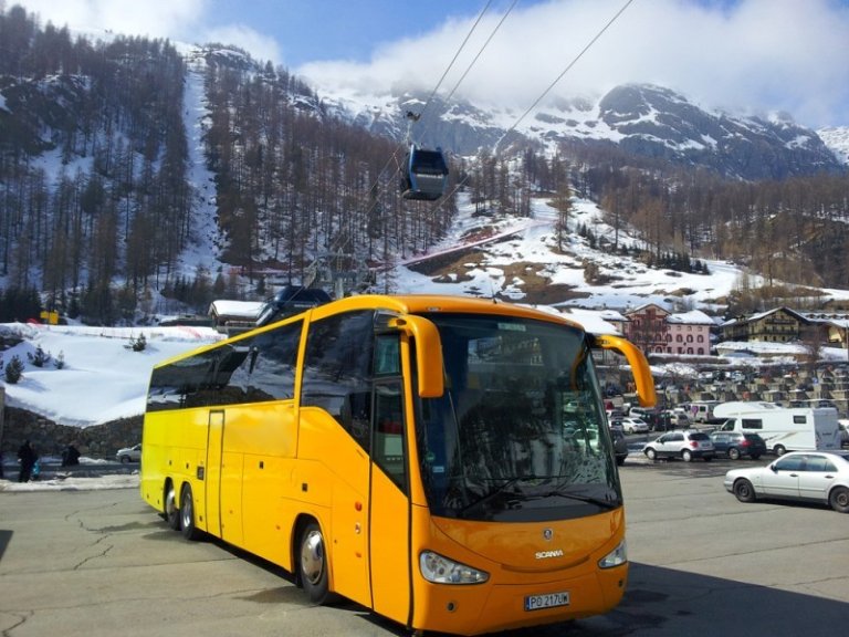 scania-irizar-new-century-2013-1
